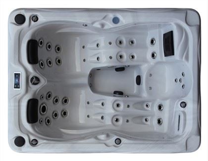 Narożna wanna z hydromasażem