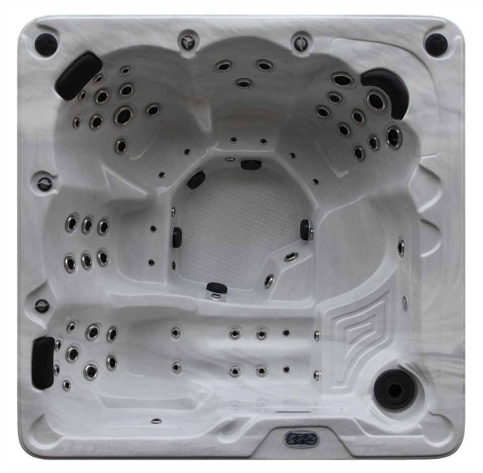 Kwadratowa wanna z hydromasażem